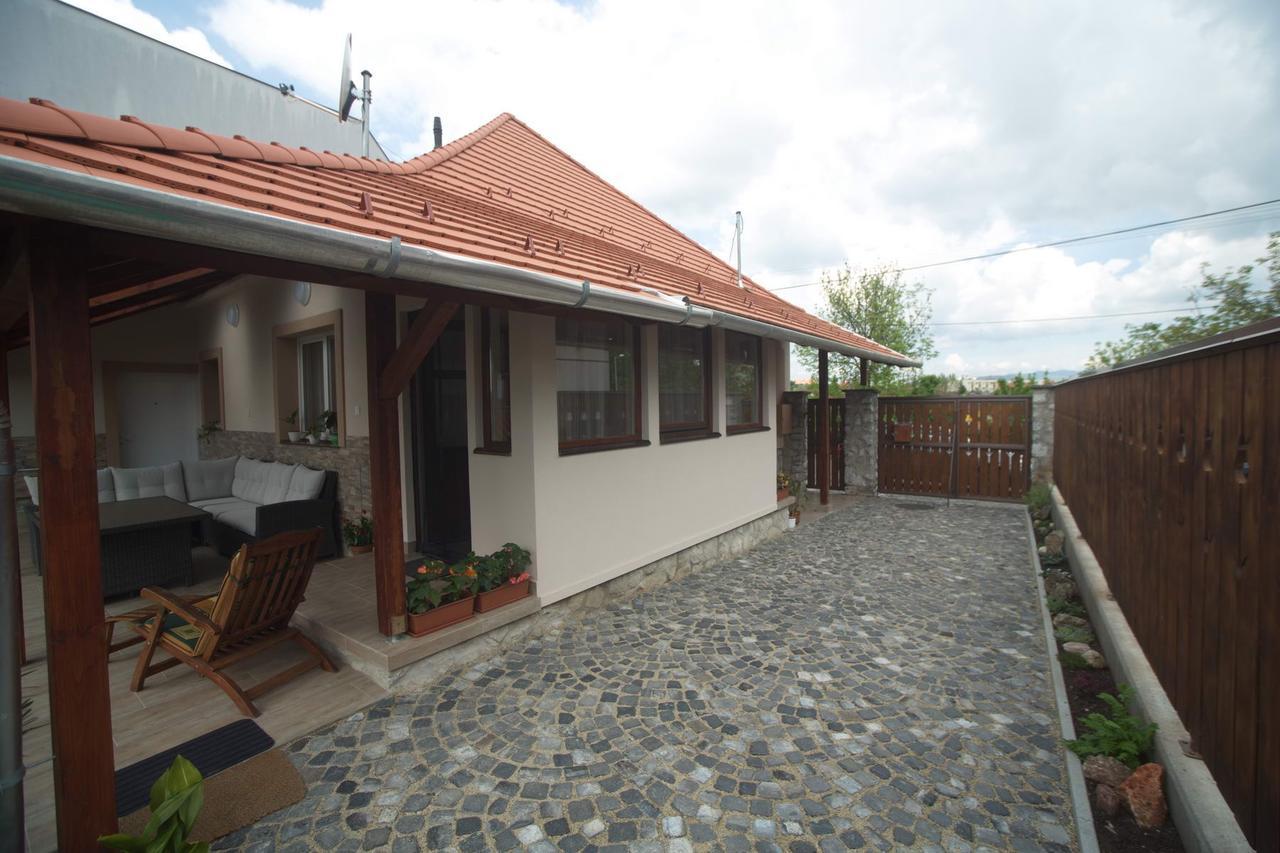 Holiday Home Podium เอ็กเกอร์ ภายนอก รูปภาพ