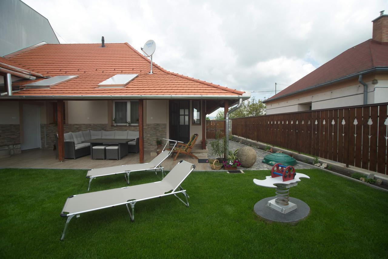 Holiday Home Podium เอ็กเกอร์ ภายนอก รูปภาพ